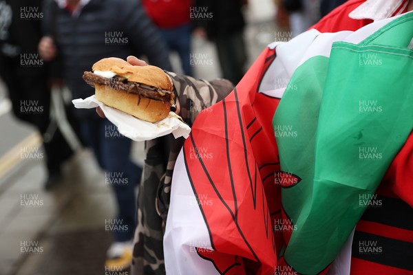 070226 - England v Wales - Guinness Six Nations - Fans outside the stadium