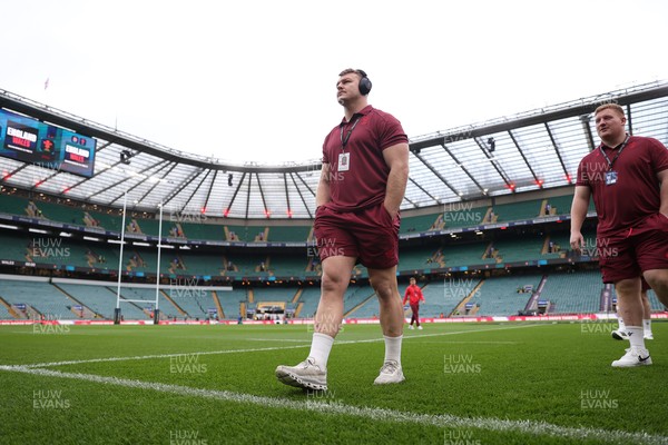 070226 - England v Wales - Guinness Six Nations - Dewi Lake of Wales 