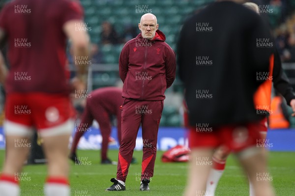 070226 - England v Wales - Guinness Six Nations - Wales Head Coach Steve Tandy 