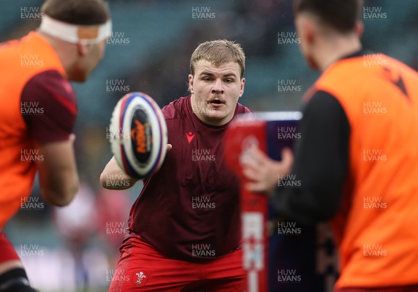 070226 - England v Wales - Guinness Six Nations - Archie Griffin of Wales during the warm up