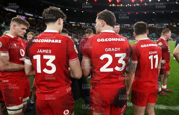 070226 - England v Wales - Guinness Six Nations - Wales at full time