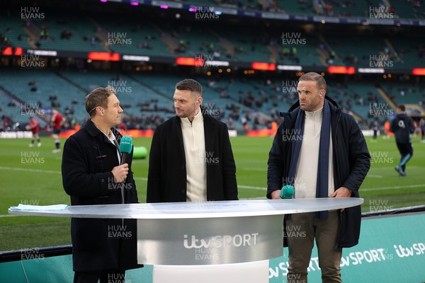 070226 - England v Wales - Guinness Six Nations - Johnny Wilkinson and Dan Biggar working for ITV