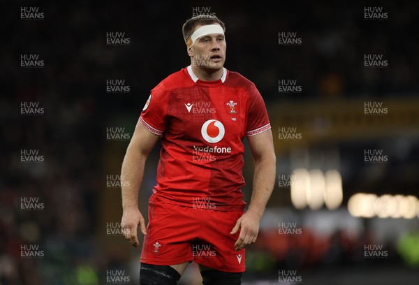 070226 - England v Wales - Guinness Six Nations - Ben Carter of Wales 