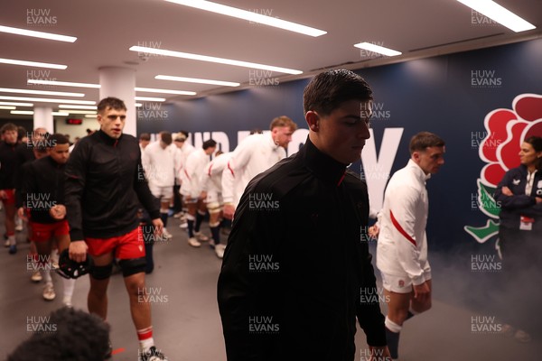 070226 - England v Wales - Guinness Six Nations - Louis Rees-Zammit of Wales 