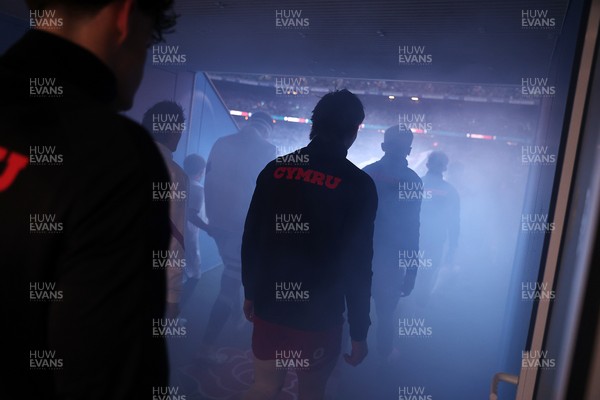 070226 - England v Wales - Guinness Six Nations - Ellis Mee of Wales 