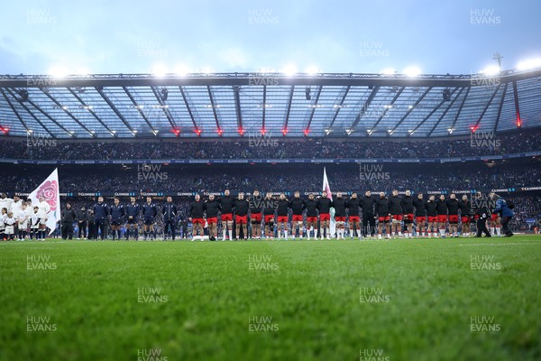 070226 - England v Wales - Guinness Six Nations - Wales during the anthem