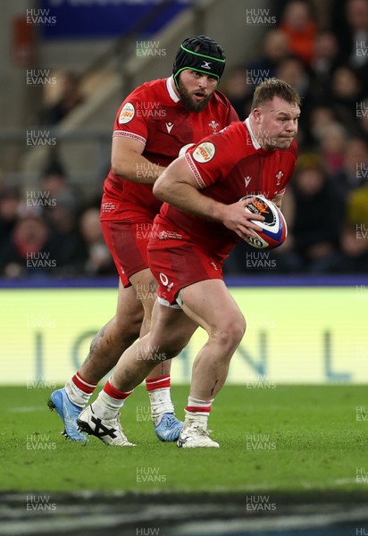 070226 - England v Wales - Guinness Six Nations - Dewi Lake of Wales 