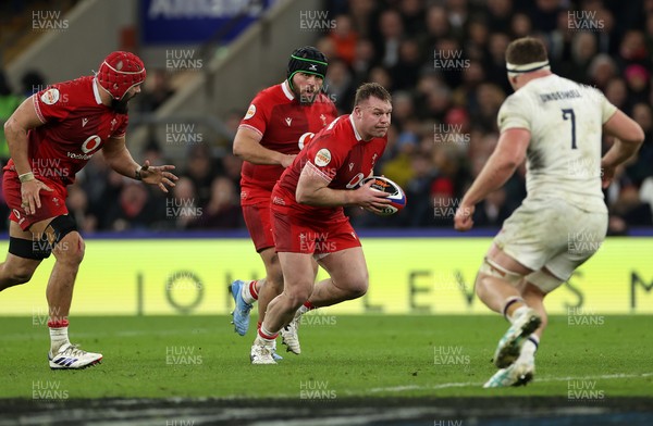 070226 - England v Wales - Guinness Six Nations - Dewi Lake of Wales 