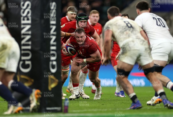 070226 - England v Wales - Guinness Six Nations - Dewi Lake of Wales 