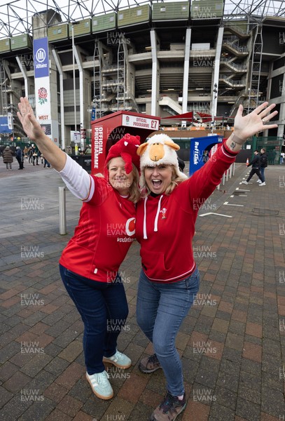 070226 - England v Wales, 2026 Guinness Six Nations - Wales fans arrive at the Allianz Stadium for the match