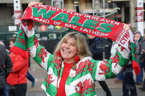 070226 - England v Wales, 2026 Guinness Six Nations - Wales fans arrive at the Allianz Stadium for the match