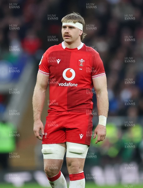 070226 - England v Wales, 2026 Guinness Six Nations -  Aaron Wainwright of Wales