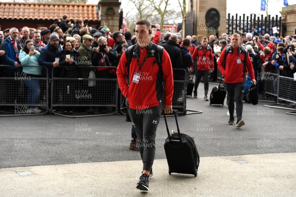 070320 - England v Wales - Guinness Six Nations - George North arrives