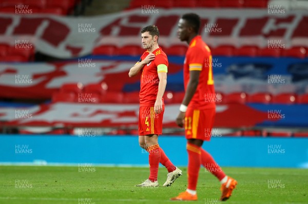 081020 - England v Wales - International Friendly -  Ben Davies of Wales looks dejected after second England goal