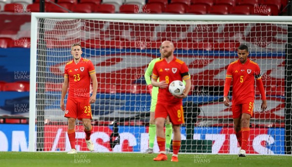 081020 - England v Wales - International Friendly -  Will Vaulks and Ben Cabango of Wales look dejected