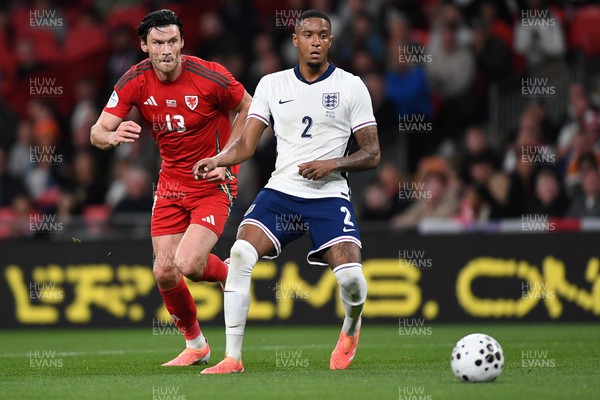 091025 - England v Wales - International Friendly - Ezri Konsa of England is challenged by Kieffer Moore of Wales