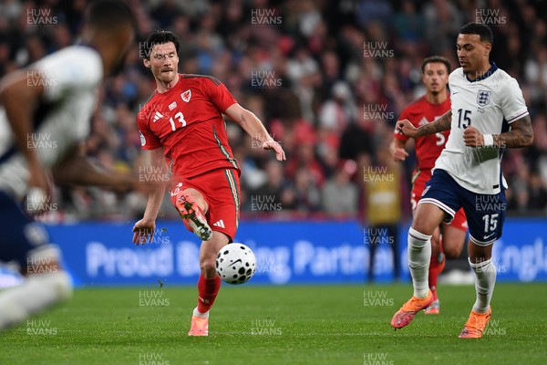091025 - England v Wales - International Friendly - Kieffer Moore of Wales