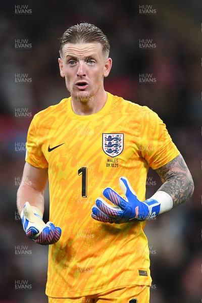 091025 - England v Wales - International Friendly - Jordan Pickford of England