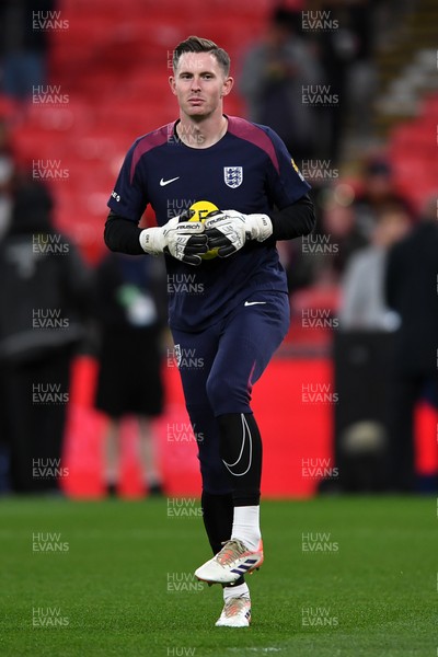 091025 - England v Wales - International Friendly - Dean Henderson of England