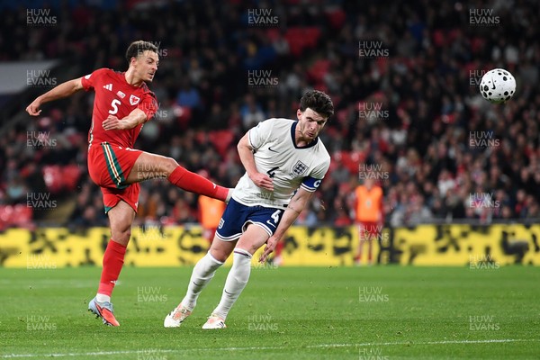 091025 - England v Wales - International Friendly - Ethan Ampadu of Wales has a shot on goal