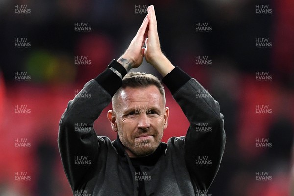 091025 - England v Wales - International Friendly - Craig Bellamy, Wales Manager applauding the travelling fans at full time