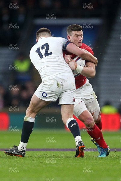 100218 - England v Wales - Natwest 6 Nations - Scott Williams of Wales is tackled by Owen Farrell of England