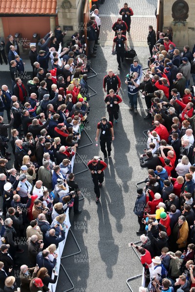 120316 - England v Wales - RBS 6 Nations - The Wales team arrive at Twickenham