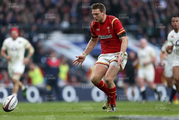 120316 - England v Wales - RBS 6 Nations - Dan Biggar of Wales charges down George Ford of England to go on and score a try