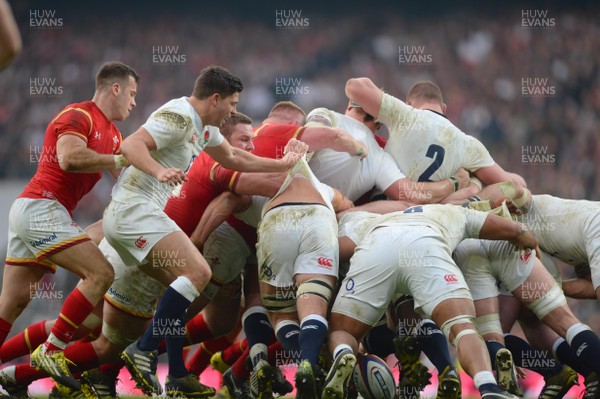 120316 - England v Wales - RBS 6 Nations 2016 -Wales and England players scrummage