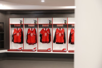 120823 - England v Wales - Summer Nations Series - Wales changing room before the game