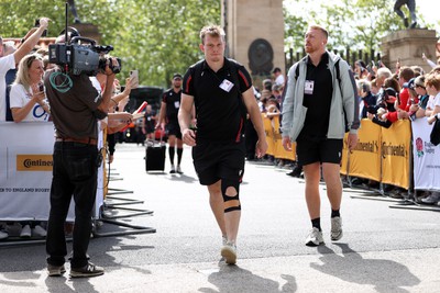 120823 - England v Wales - Summer Nations Series - Nick Tompkins of Wales arrives at the stadium