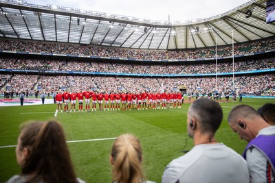 120823 - England v Wales - Summer Nations Series - Wales sing the anthem