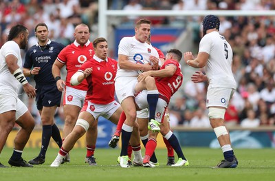 120823 - England v Wales, Summer Nations Series 2023 - Freddie Steward of England and Tomos Williams of Wales compete for the ball