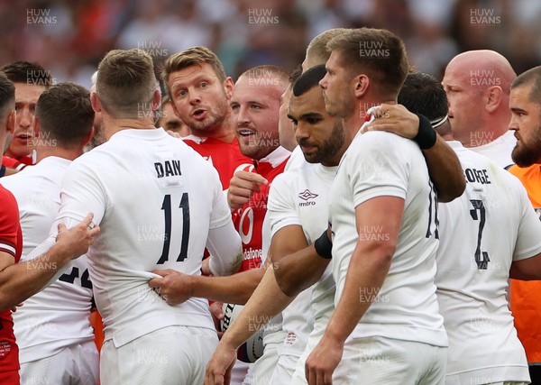 120823 - England v Wales - Summer Nations Series - Dan Biggar of Wales confronts Owen Farrell of England 