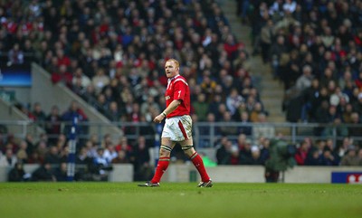 04.02.06.. England v Wales, RBS Six Nations, Twickenham Wales, Martyn Williams leaves the field after being sin-binned 