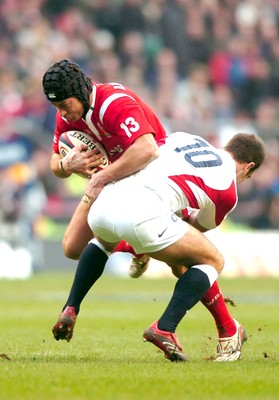 04.02.06  England  v Wales  Hal Luscombe is tackled by Charlie Hodgson  