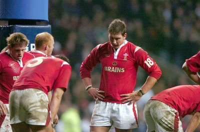 04.02.06  England  v Wales  Dejection from Adam Jones  