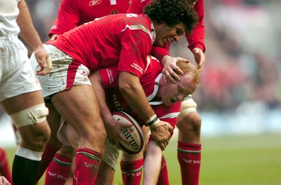 04.02.06  England  v Wales  Martyn Williams try  