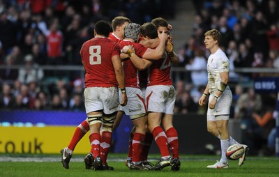 250212 - England v Wales - RBS Six Nations 2012 -Wales players celebrate Scott Williams try