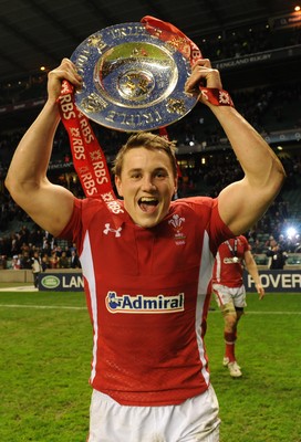 250212 - England v Wales - RBS Six Nations 2012 -Jonathan Davies of Wales celebrates winning the tripple crown