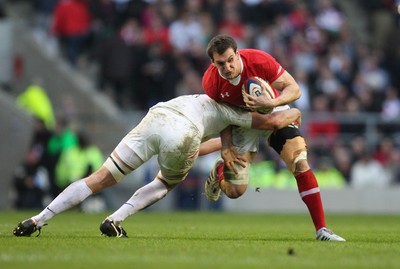 250212 - England v Wales, RBS 6 Nations - Wales' Sam Warburton is tackled