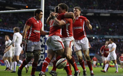 250212 - England v Wales, RBS 6 Nations - Wales' Scott Williams celebrates after scoring try