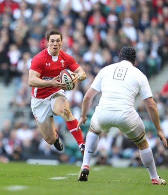 250212 England v WalesWales' George North runs straight at England's Ben Morgan