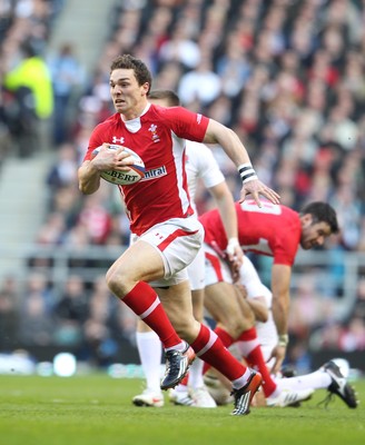 250212 England v WalesWales' George North breaks through the English defence