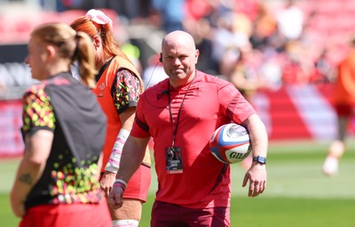 250426 - England v Wales, 2026 Guinness Women’s 6 Nations - Sean Lynn, Wales Women head coach during warm up