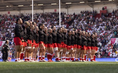 250426 - England v Wales, 2026 Guinness Women’s 6 Nations - The Wales team line up for the anthems ahead of the match