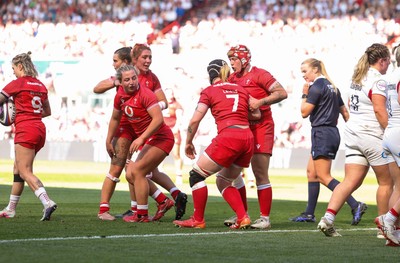 250426 - England v Wales, 2026 Guinness Women’s 6 Nations - Bethan Lewis of Wales powers over to score try