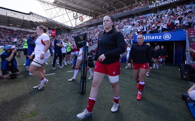 250426 - England v Wales, 2026 Guinness Women’s 6 Nations - Maisie Davies of Wales walks out at the start of the match