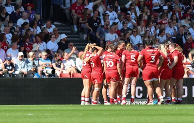 250426 - England v Wales, 2026 Guinness Women’s 6 Nations - The Wales team huddle up during the match