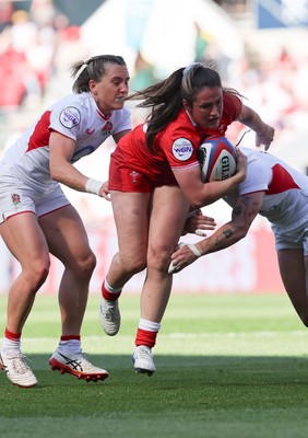 250426 - England v Wales, 2026 Guinness Women’s 6 Nations - Kayleigh Powell of Wales charges for the line